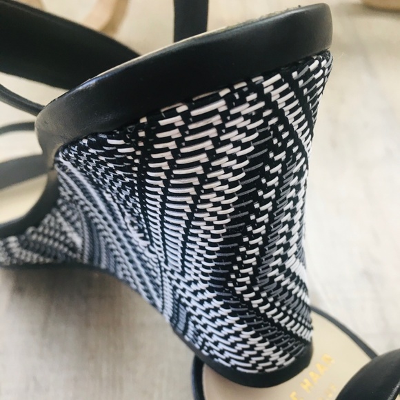 Cole Haan Ravenna black and white wedge sandal 9B - Picture 2 of 7